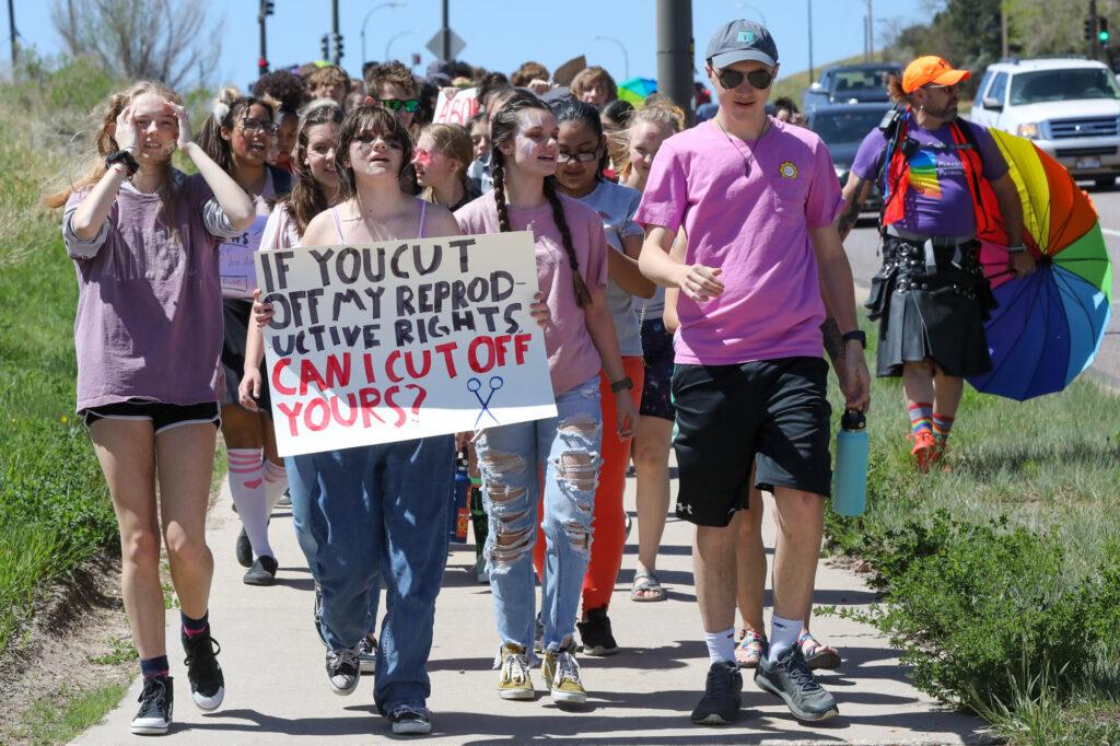 220512-ROE-HIGH-SCHOOL-WALKOUT