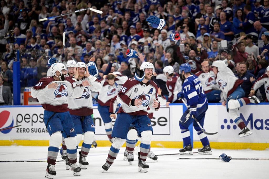 Stanley Cup Avalanche Lightning Hockey