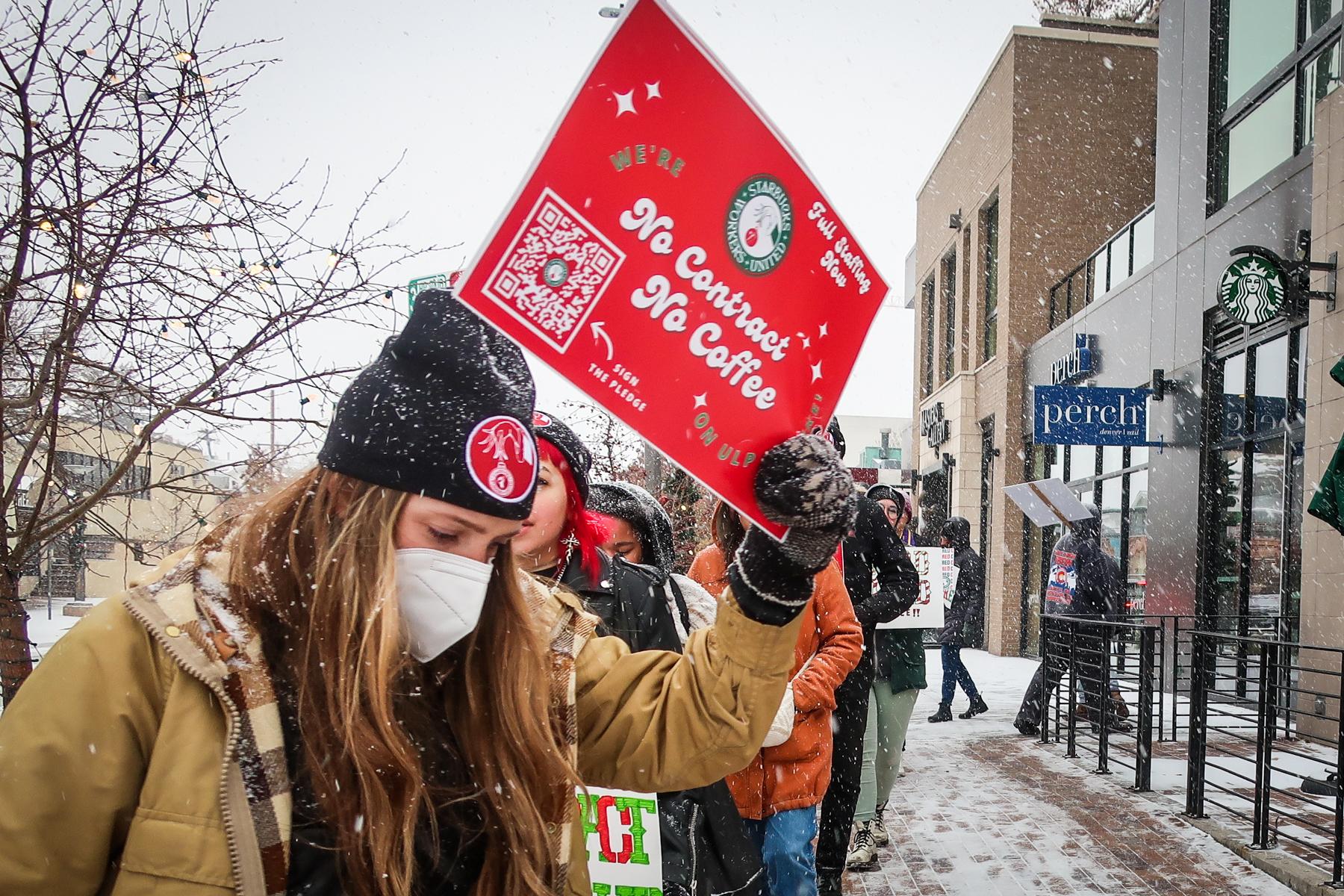 20221117-STARBUCKS-UNION-STRIKE