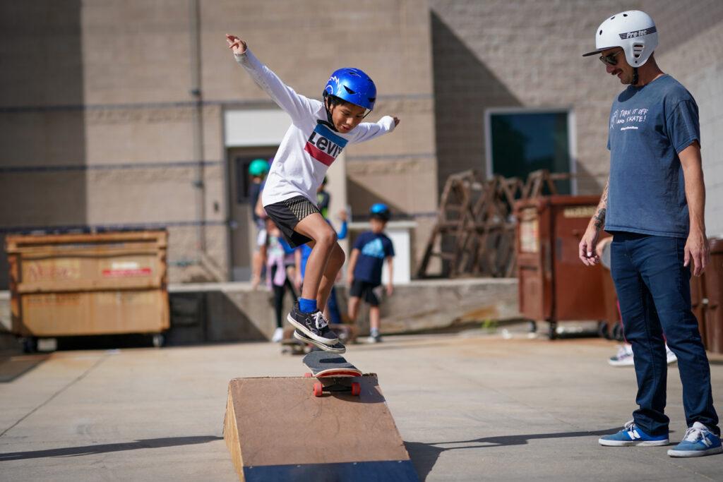 20220927-SKATEBOARD-CLASS-EAGLE-CREST-LONGMONT