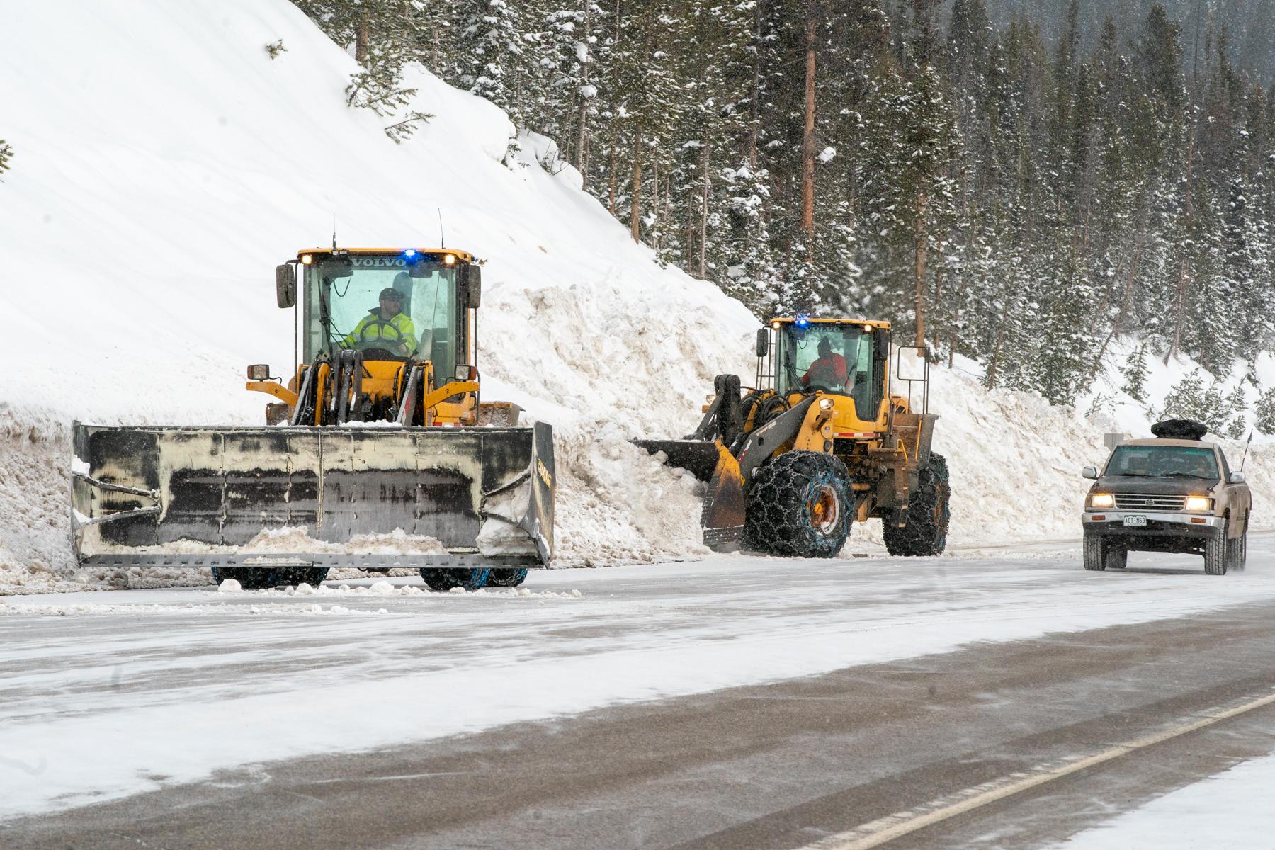 20230312-SNOW-PLOWS-RABBIT-EARS-PASS-STEAMBOAT-WINTER-WEATHER