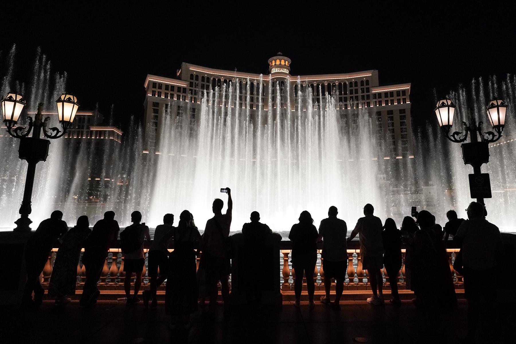 20221004-COLORADO-RIVER-SOLUTIONS-PARCHED-LAS-VEGAS-BELLAGIO-FOUNTAIN