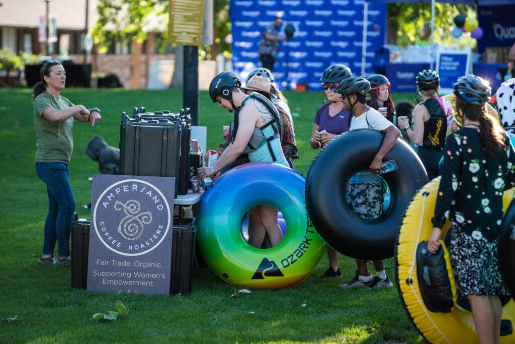 boulder-tube-to-worrk-day-summer-hot-weather