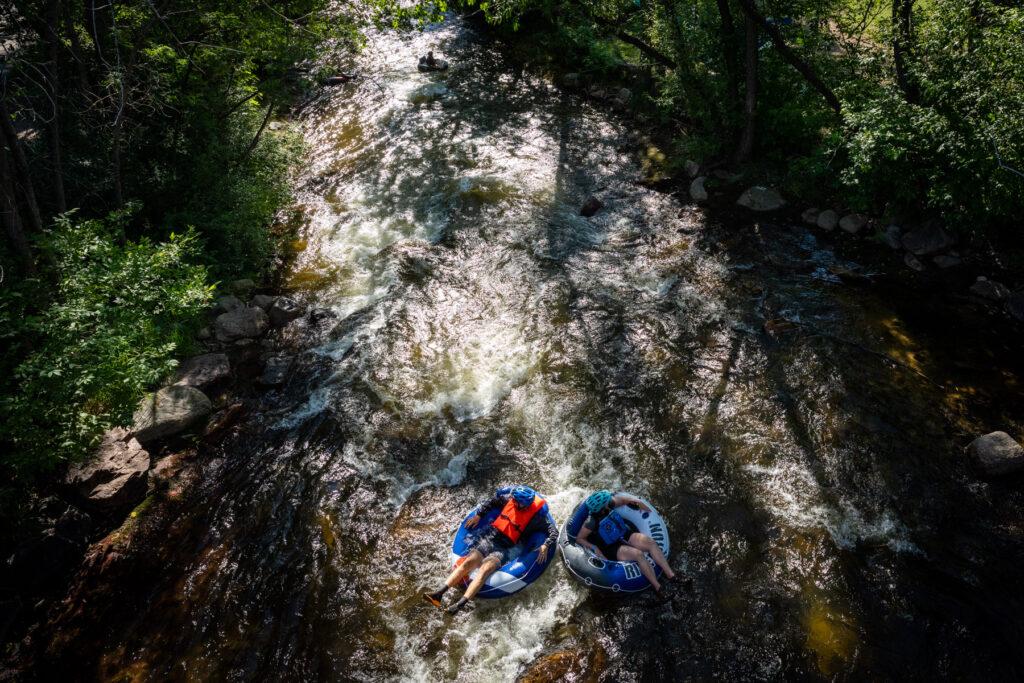 boulder-tube-to-worrk-day-summer-hot-weather