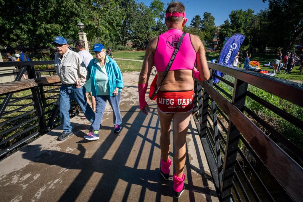 boulder-tube-to-worrk-day-summer-hot-weather