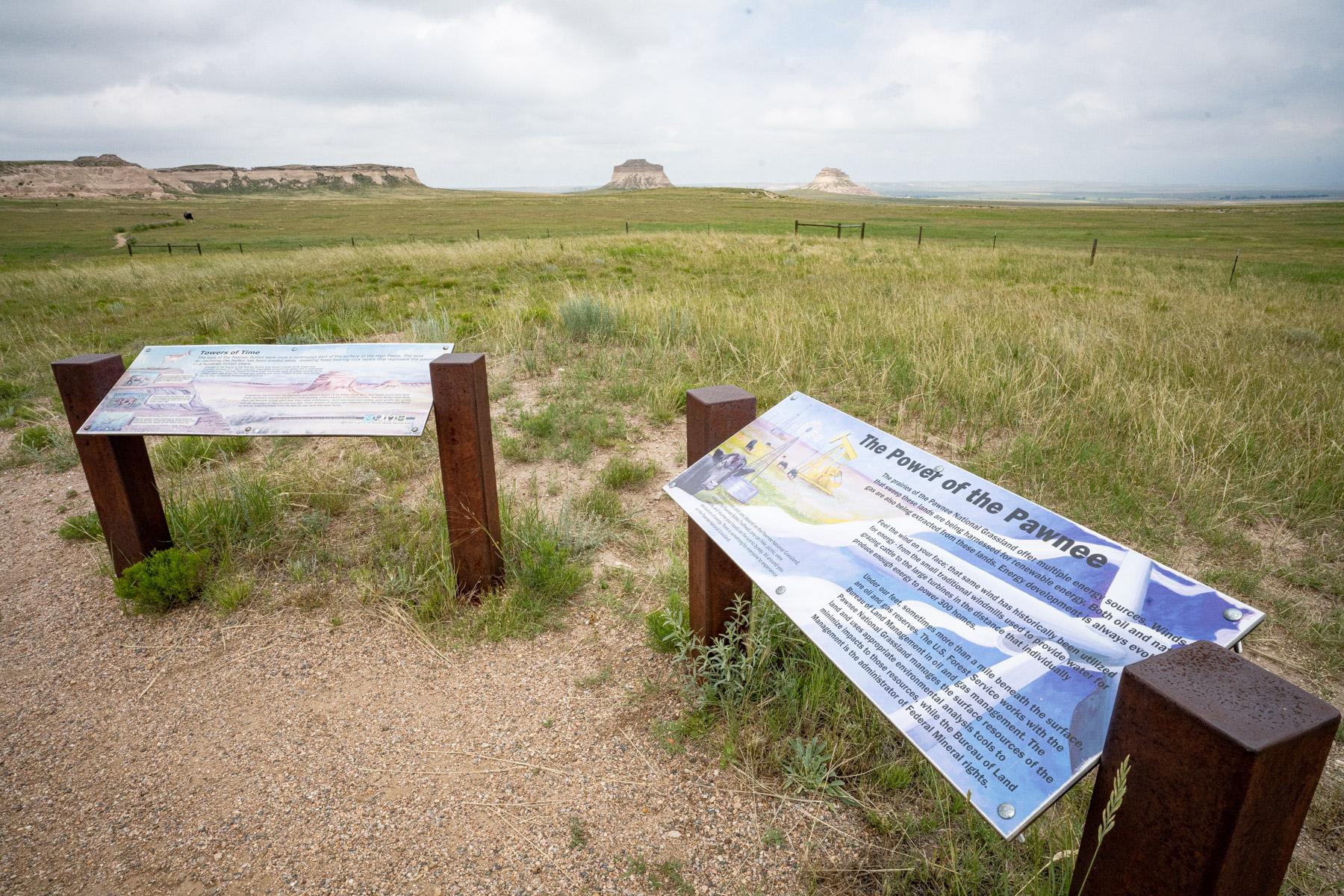 pawness-buttes-summer-hiker-20230708