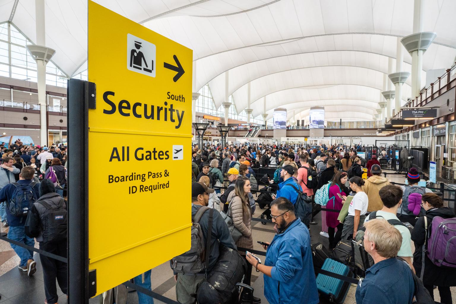 DIA AIRPORT SECURITY CROWDS