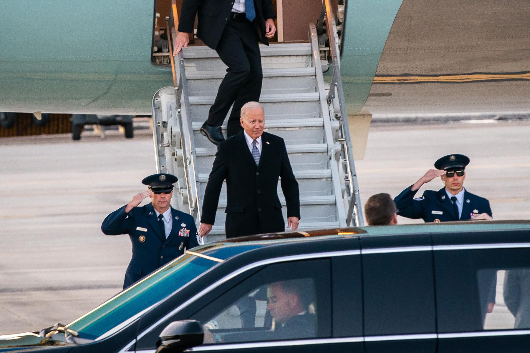 PRESIDENT-BIDEN-ARRIVES-DENVER-DIA-2311228