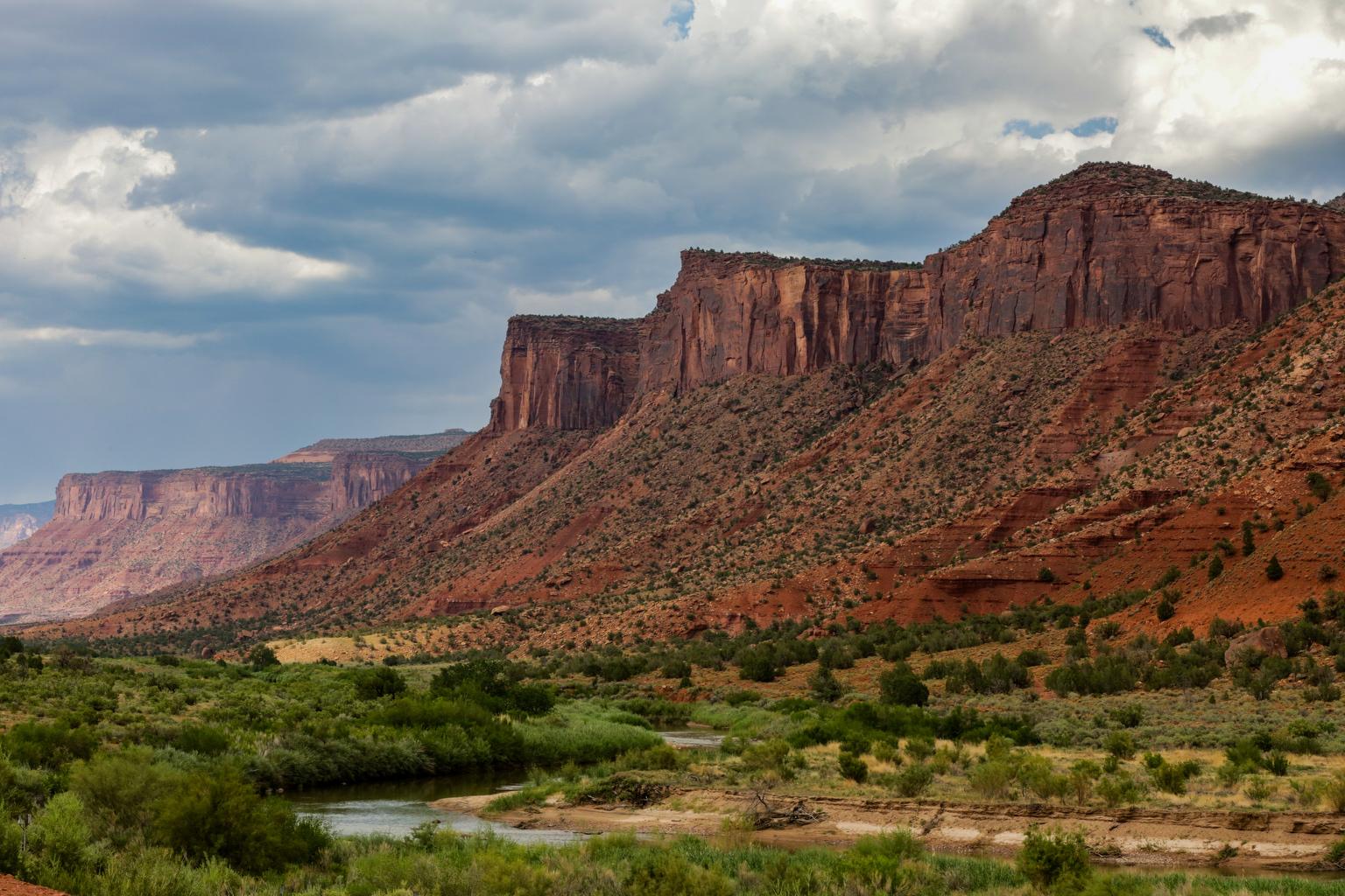 Dolores River Canyon views