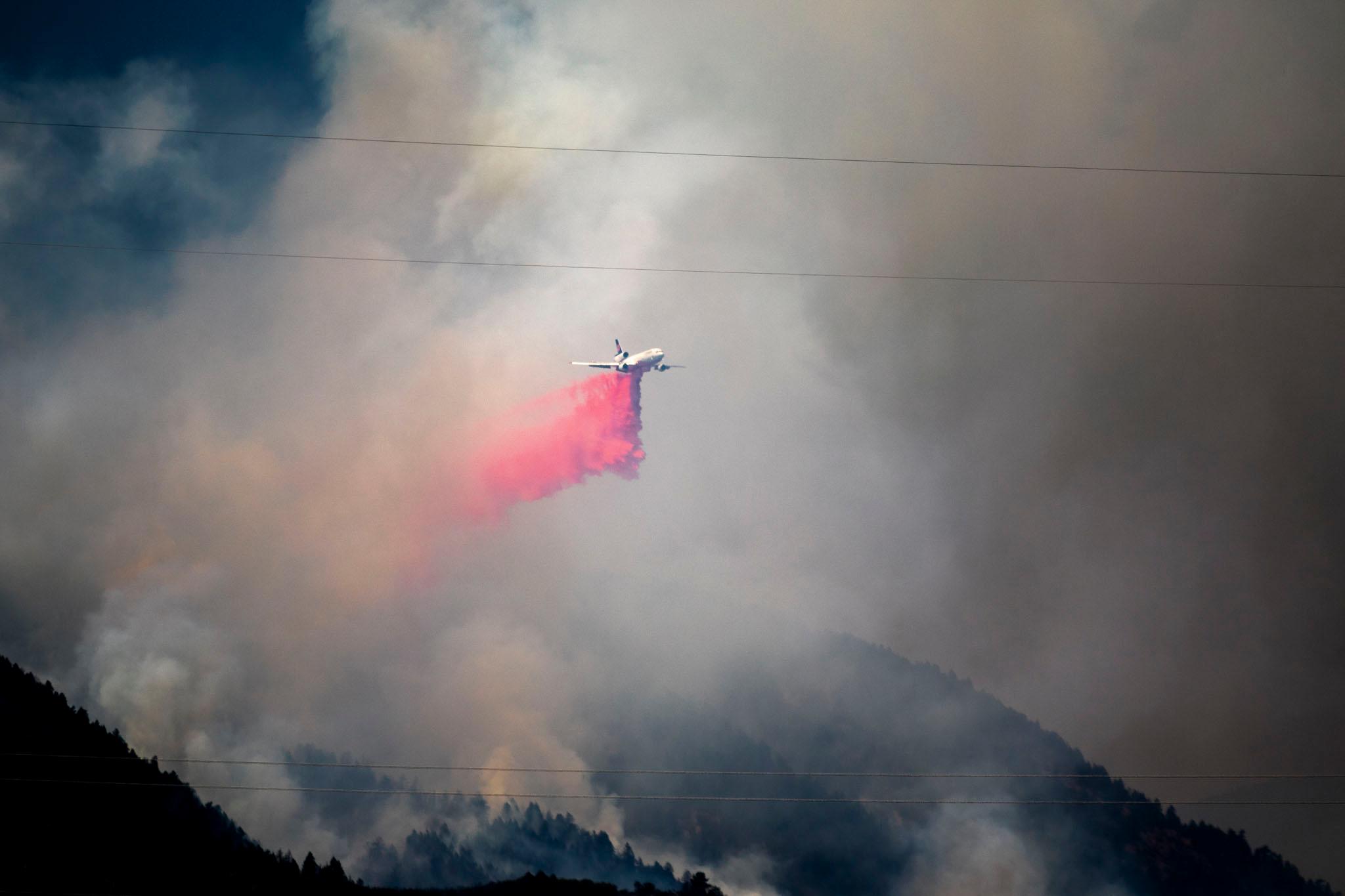 A plane carrying flame retardant