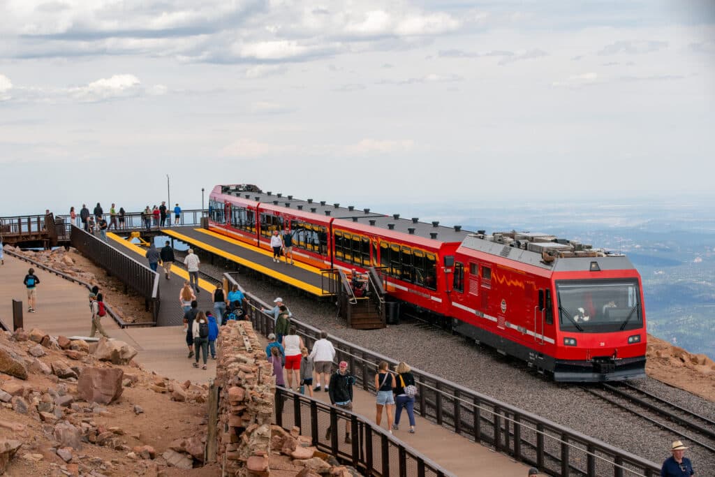 PIKES PEAK SHUTTLE