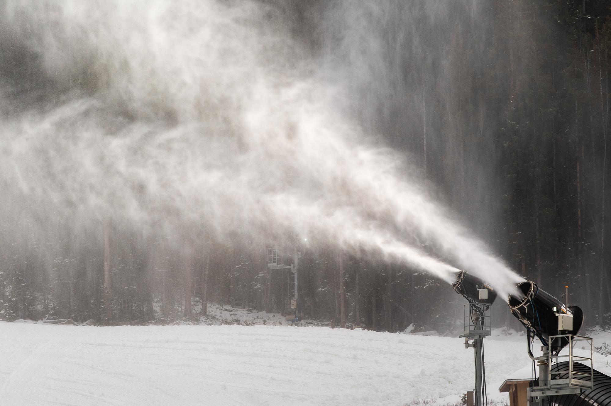 NOVEMBER MOUNTAIN WEATHER SNOW SKIING