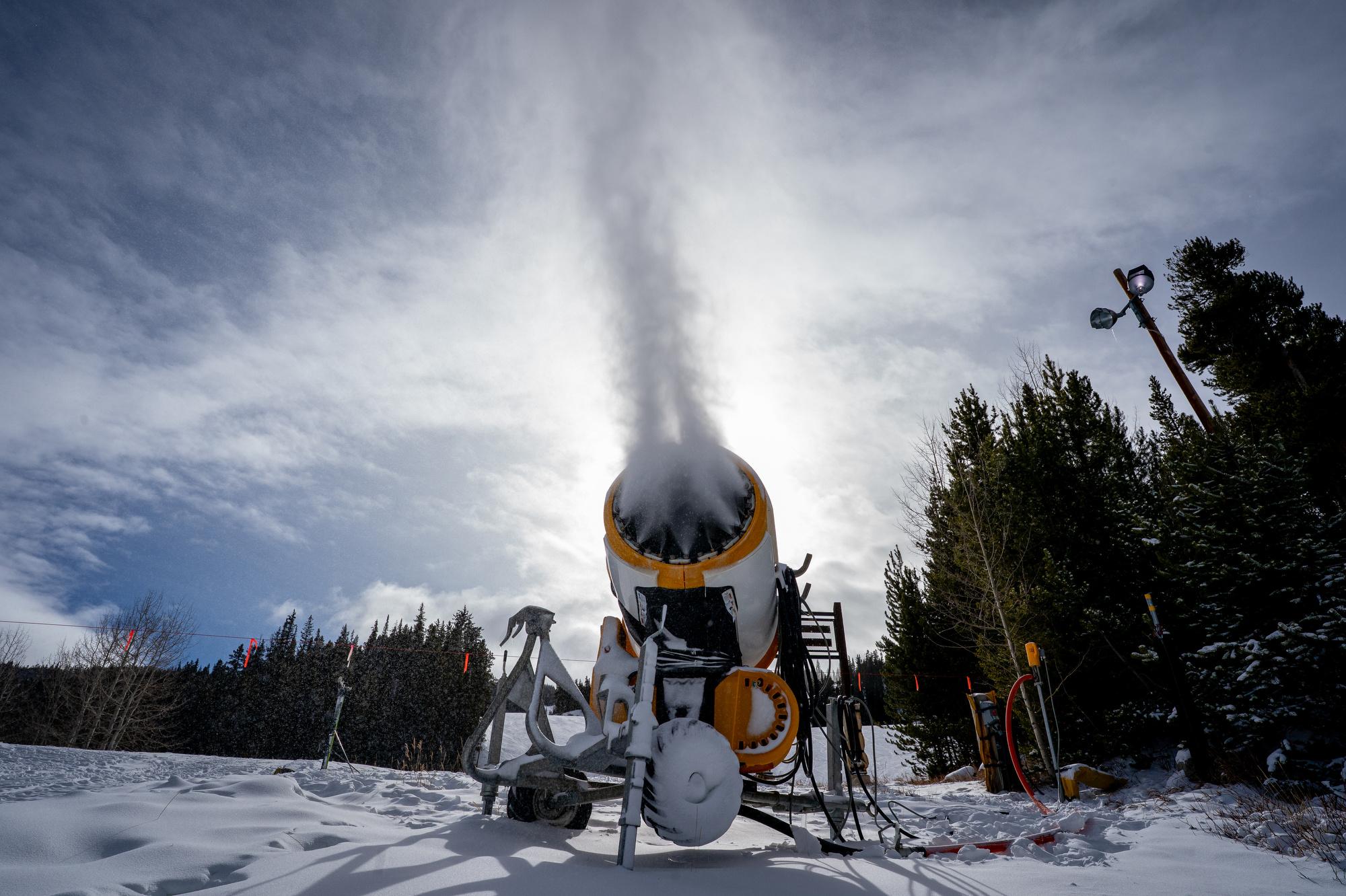 20251202-keystone-making-snow