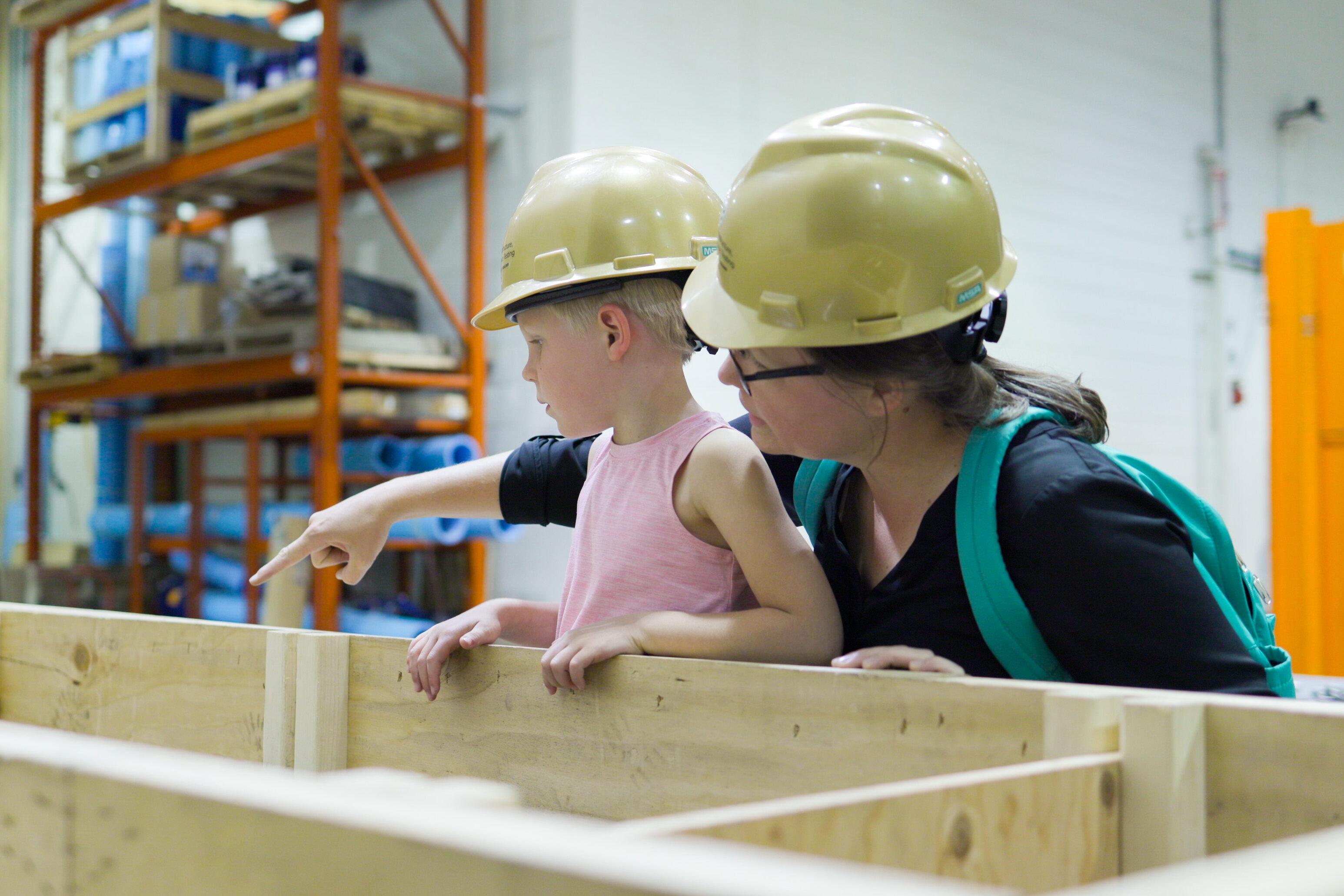 Mother at lab with daughter